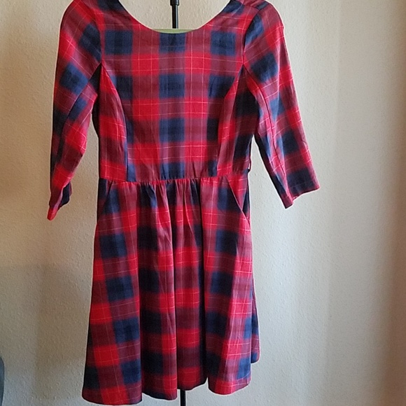 HYFVE Dresses & Skirts - HYFVE Flannel Red/Blue Long Sleeve Dress
